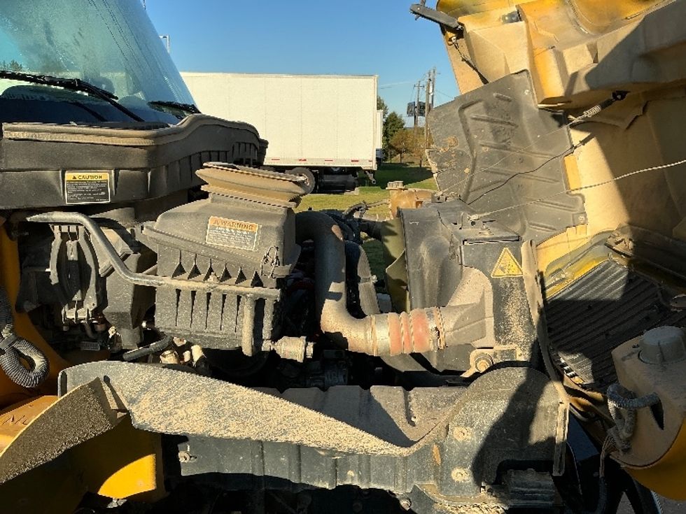 Flatbed Truck-Light and Medium Duty Trucks-International-2019-4300-Lagrange-GA-126,821\n\t\tmiles-$ 54,000 - Image 23