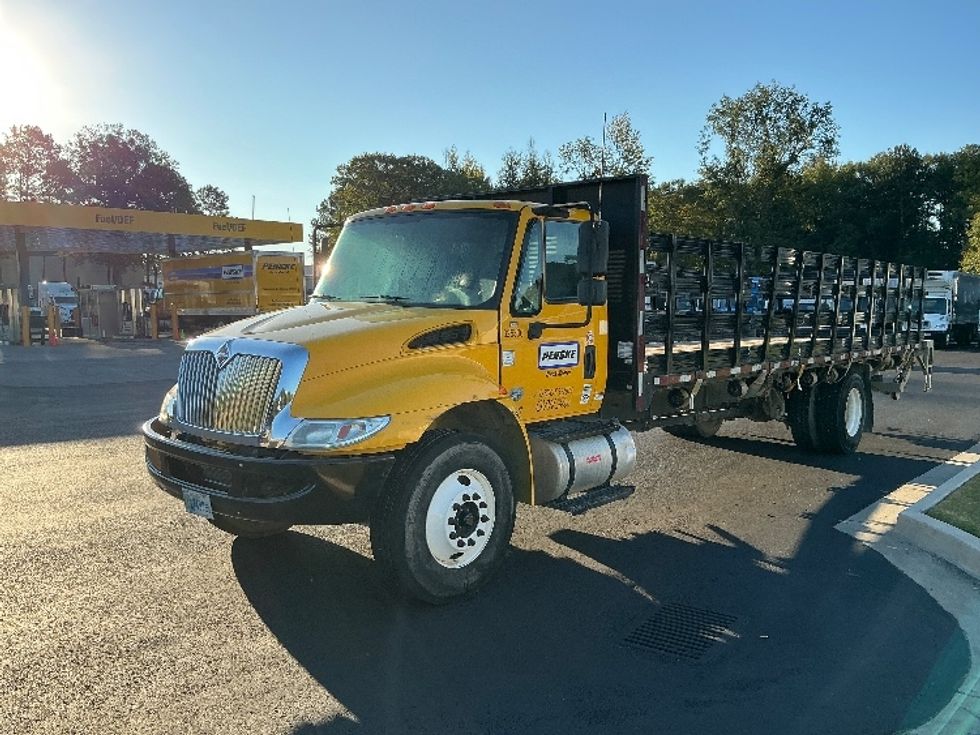 Flatbed Truck-Light and Medium Duty Trucks-International-2019-4300-Lagrange-GA-126,821\n\t\tmiles-$ 54,000 - Image 3