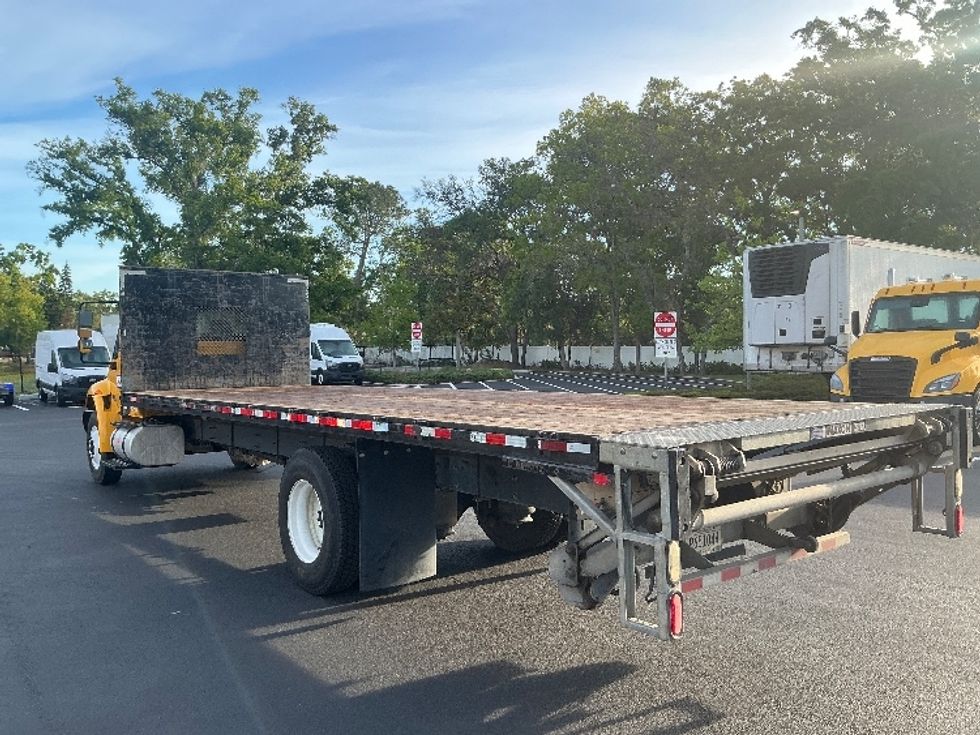 Flatbed Truck-Light and Medium Duty Trucks-International-2019-4300-Lakeland-FL-213,780\n\t\tmiles-$ 38,500 - Image 6