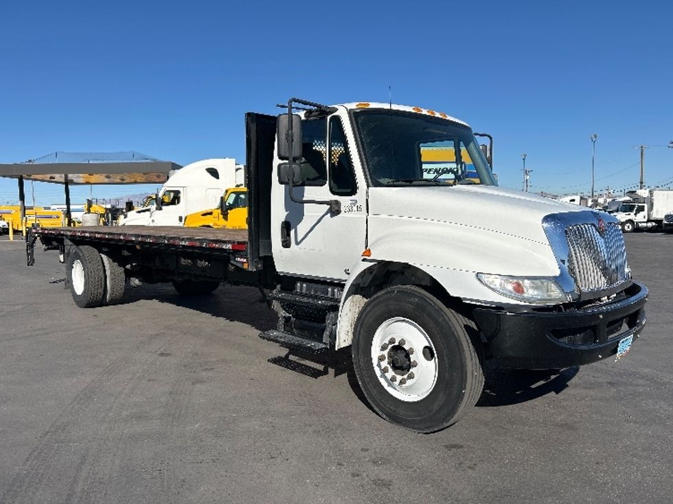 Flatbed Truck-Light and Medium Duty Trucks-International-2019-4300-Las Vegas-NV-130,730\n\t\tmiles-$ 48,000 - Image 1