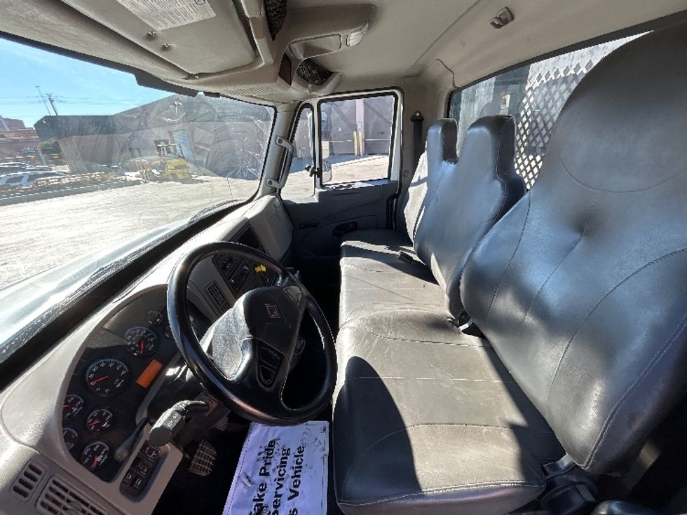 Flatbed Truck-Light and Medium Duty Trucks-International-2019-4300-Las Vegas-NV-130,730\n\t\tmiles-$ 48,000 - Image 17
