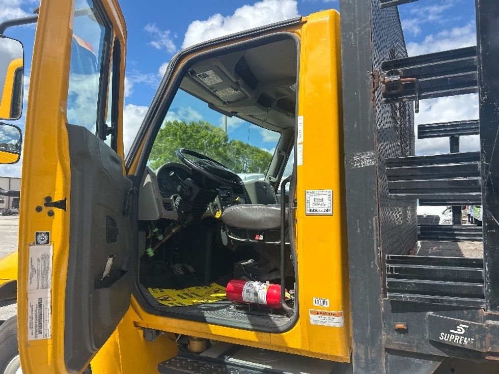 Flatbed Truck-Light and Medium Duty Trucks-International-2019-4300-Medley-FL-131,740\n\t\tmiles-$ 46,750 - Image 16