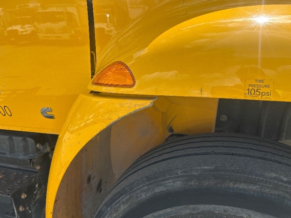 Flatbed Truck-Light and Medium Duty Trucks-International-2019-4300-Medley-FL-131,740\n\t\tmiles-$ 46,750 - Image 24