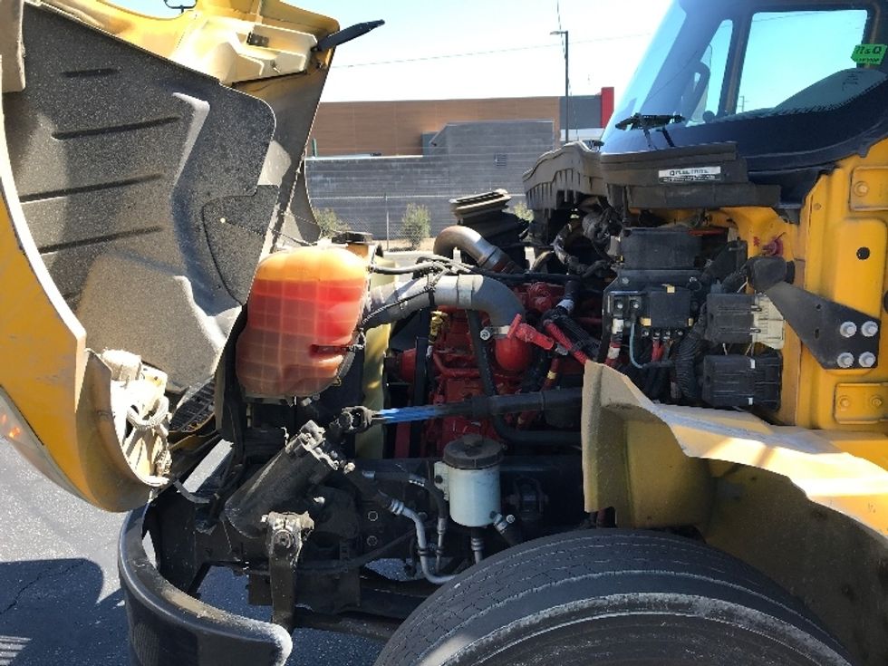 Flatbed Truck-Light and Medium Duty Trucks-International-2019-4300-Montebello-CA-145,614\n\t\tmiles-$ 44,500 - Image 23