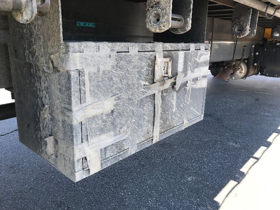 Flatbed Truck-Light and Medium Duty Trucks-International-2019-4300-Montebello-CA-145,614\n\t\tmiles-$ 44,500 - Image 26