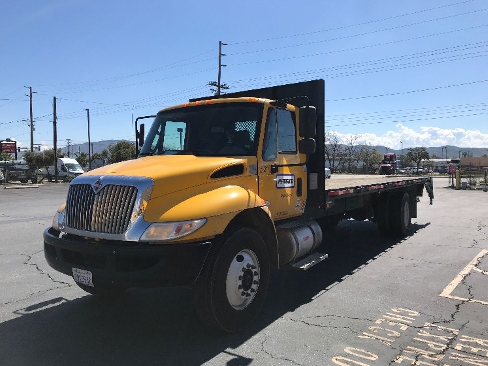 Flatbed Truck-Light and Medium Duty Trucks-International-2019-4300-Montebello-CA-145,614\n\t\tmiles-$ 44,500 - Image 3