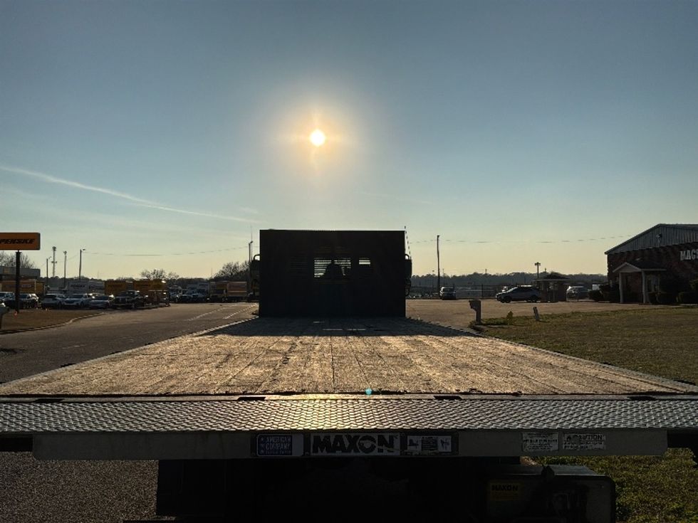Flatbed Truck-Light and Medium Duty Trucks-International-2019-4300-Montgomery-AL-154,866\n\t\tmiles-$ 47,750 - Image 11