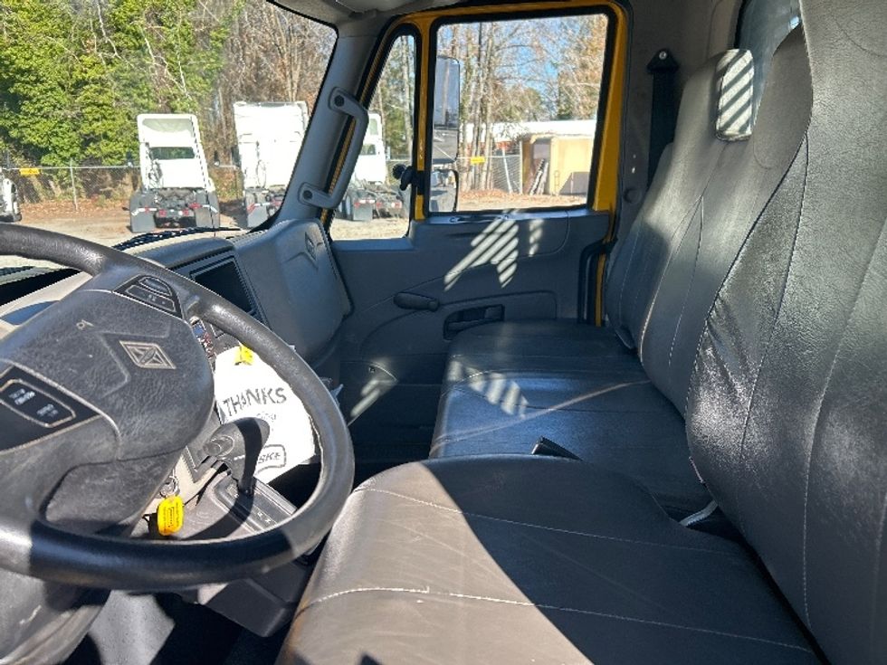 Flatbed Truck-Light and Medium Duty Trucks-International-2019-4300-Newport News-VA-60,543\n\t\tmiles-$ 54,500 - Image 17