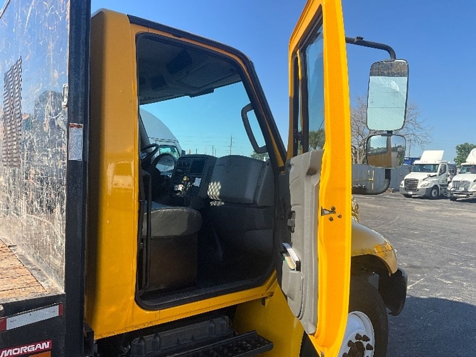 Flatbed Truck-Light and Medium Duty Trucks-International-2019-4300-Orlando-FL-170,612\n\t\tmiles-$ 45,750 - Image 20