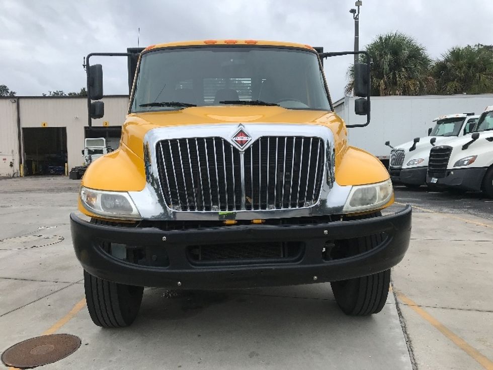 Flatbed Truck-Light and Medium Duty Trucks-International-2019-4300-Orlando-FL-182,887\n\t\tmiles-$ 45,750 - Image 2