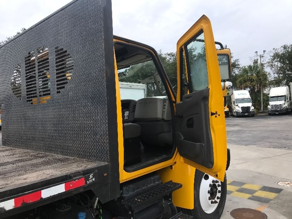 Flatbed Truck-Light and Medium Duty Trucks-International-2019-4300-Orlando-FL-182,887\n\t\tmiles-$ 45,750 - Image 20