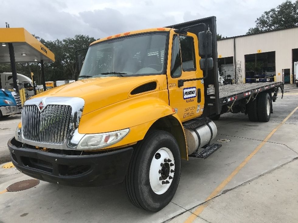 Flatbed Truck-Light and Medium Duty Trucks-International-2019-4300-Orlando-FL-182,887\n\t\tmiles-$ 45,750 - Image 3