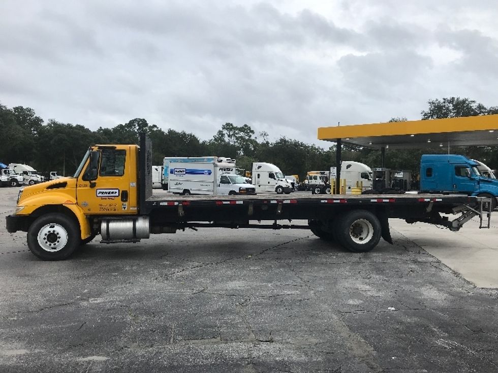 Flatbed Truck-Light and Medium Duty Trucks-International-2019-4300-Orlando-FL-182,887\n\t\tmiles-$ 45,750 - Image 4