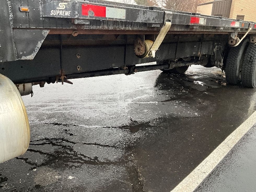 Flatbed Truck-Light and Medium Duty Trucks-International-2019-4300-Pottsville-PA-175,453\n\t\tmiles-$ 27,750 - Image 5