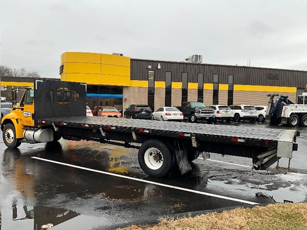 Flatbed Truck-Light and Medium Duty Trucks-International-2019-4300-Pottsville-PA-175,453\n\t\tmiles-$ 27,750 - Image 6