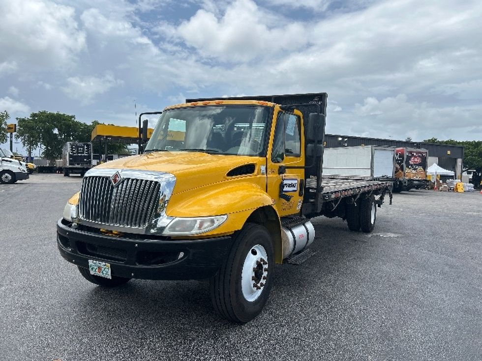 Flatbed Truck-Light and Medium Duty Trucks-International-2019-4300-Riviera Beach-FL-151,537\n\t\tmiles-$ 31,750 - Image 3