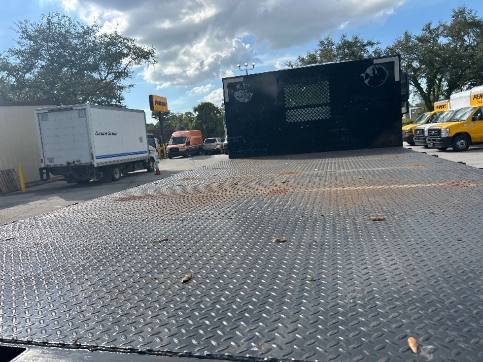 Flatbed Truck-Light and Medium Duty Trucks-International-2019-4300-Tampa-FL-115,532\n\t\tmiles-$ 43,750 - Image 11