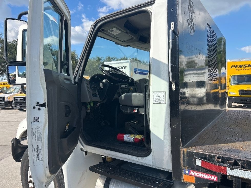 Flatbed Truck-Light and Medium Duty Trucks-International-2019-4300-Tampa-FL-115,532\n\t\tmiles-$ 43,750 - Image 16