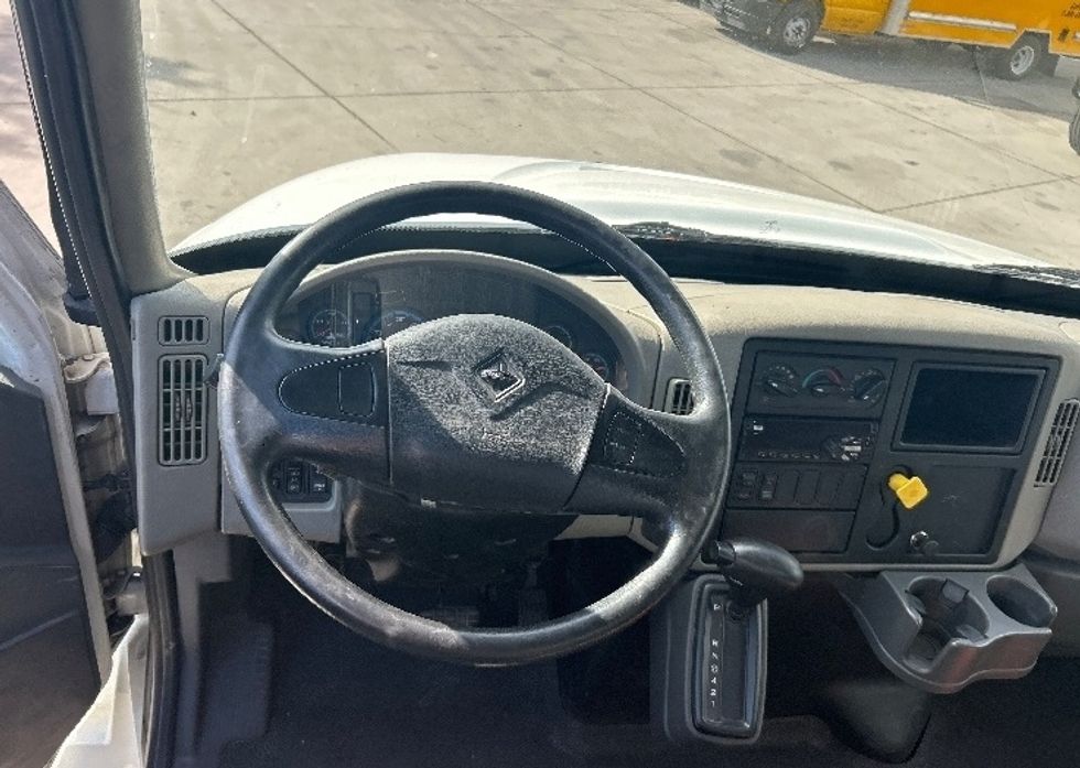 Flatbed Truck-Light and Medium Duty Trucks-International-2019-4300-Tampa-FL-115,532\n\t\tmiles-$ 43,750 - Image 18