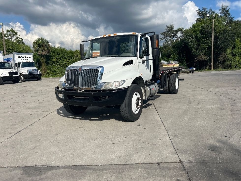 Flatbed Truck-Light and Medium Duty Trucks-International-2019-4300-Tampa-FL-115,532\n\t\tmiles-$ 43,750 - Image 3