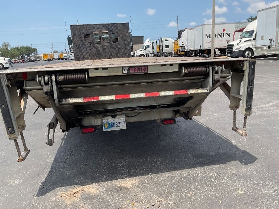Flatbed Truck-Light and Medium Duty Trucks-International-2019-4300-Tampa-FL-130,334\n\t\tmiles-$ 52,500 - Image 26