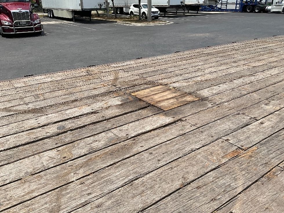 Flatbed Truck-Light and Medium Duty Trucks-International-2019-4300-Tampa-FL-130,334\n\t\tmiles-$ 52,500 - Image 27