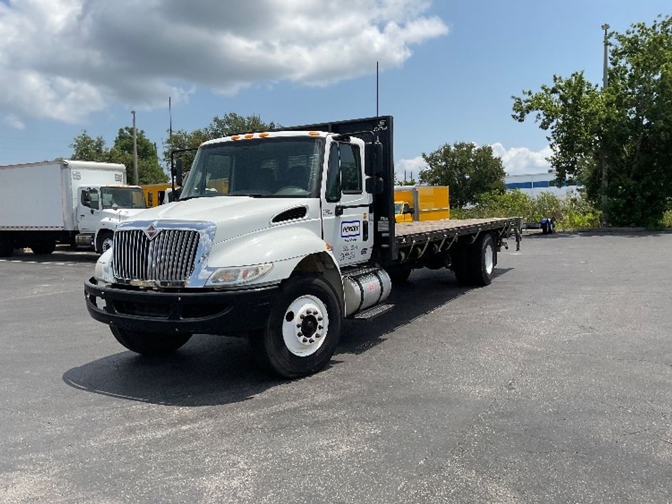 Flatbed Truck-Light and Medium Duty Trucks-International-2019-4300-Tampa-FL-130,334\n\t\tmiles-$ 52,500 - Image 3
