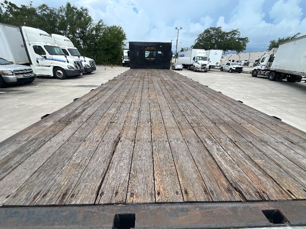 Flatbed Truck-Light and Medium Duty Trucks-International-2019-4300-Tampa-FL-147,037\n\t\tmiles-$ 43,250 - Image 8
