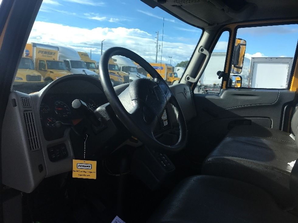 Flatbed Truck-Light and Medium Duty Trucks-International-2019-4300-Tampa-FL-166,721\n\t\tmiles-$ 39,500 - Image 17