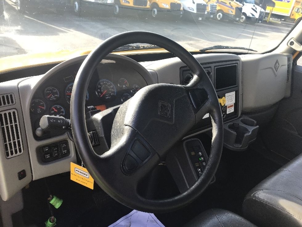 Flatbed Truck-Light and Medium Duty Trucks-International-2019-4300-Tampa-FL-166,721\n\t\tmiles-$ 39,500 - Image 18