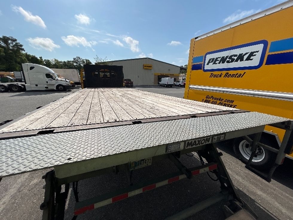 Flatbed Truck-Light and Medium Duty Trucks-International-2019-4300-Tampa-FL-187,049\n\t\tmiles-$ 33,500 - Image 10