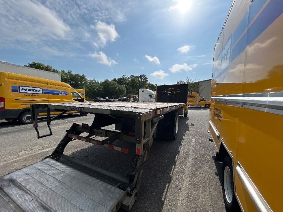 Flatbed Truck-Light and Medium Duty Trucks-International-2019-4300-Tampa-FL-187,049\n\t\tmiles-$ 33,500 - Image 11
