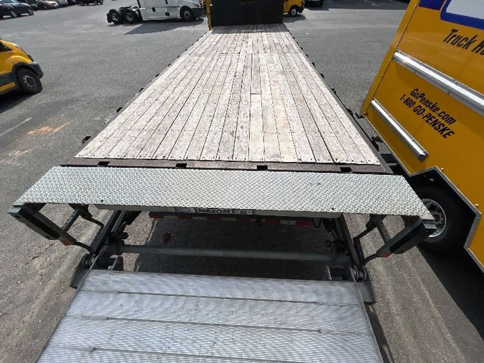 Flatbed Truck-Light and Medium Duty Trucks-International-2019-4300-Tampa-FL-187,049\n\t\tmiles-$ 33,500 - Image 8