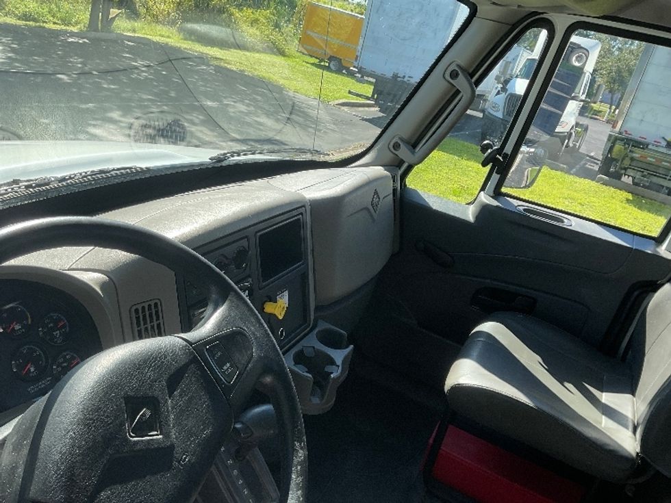 Flatbed Truck-Light and Medium Duty Trucks-International-2019-4300-Tampa-FL-75,098\n\t\tmiles-$ 51,750 - Image 14