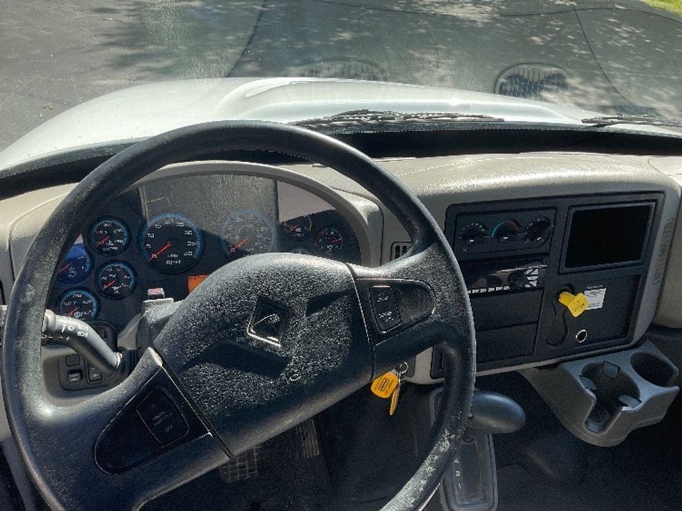 Flatbed Truck-Light and Medium Duty Trucks-International-2019-4300-Tampa-FL-75,098\n\t\tmiles-$ 51,750 - Image 15