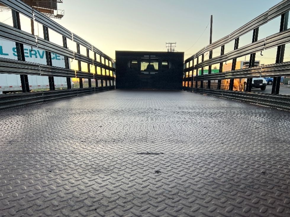 Flatbed Truck-Light and Medium Duty Trucks-International-2019-4300-Torrance-CA-58,562\n\t\tmiles-$ 53,750 - Image 8