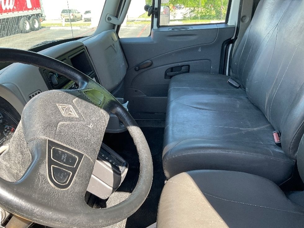 Flatbed Truck-Light and Medium Duty Trucks-International-2019-4300-Tulsa-OK-135,742\n\t\tmiles-$ 53,250 - Image 15