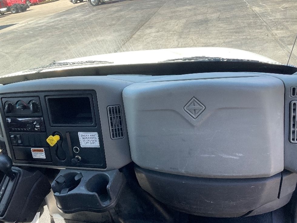 Flatbed Truck-Light and Medium Duty Trucks-International-2019-4300-Tulsa-OK-135,742\n\t\tmiles-$ 53,250 - Image 17