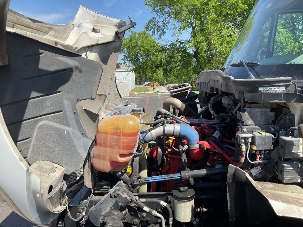 Flatbed Truck-Light and Medium Duty Trucks-International-2019-4300-Tulsa-OK-135,742\n\t\tmiles-$ 53,250 - Image 20