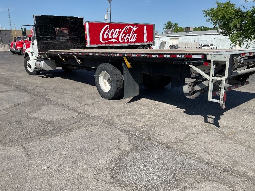Flatbed Truck-Light and Medium Duty Trucks-International-2019-4300-Tulsa-OK-135,742\n\t\tmiles-$ 53,250 - Image 6