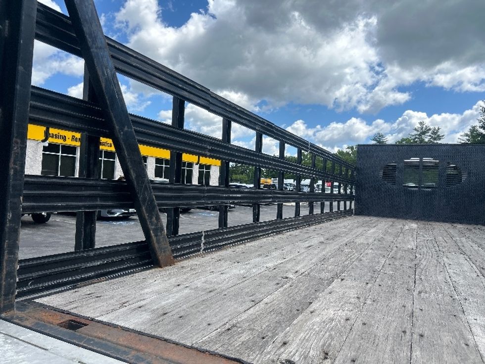 Flatbed Truck-Light and Medium Duty Trucks-International-2019-4300LP-Londonderry-NH-157,793\n\t\tmiles-$ 43,500 - Image 11