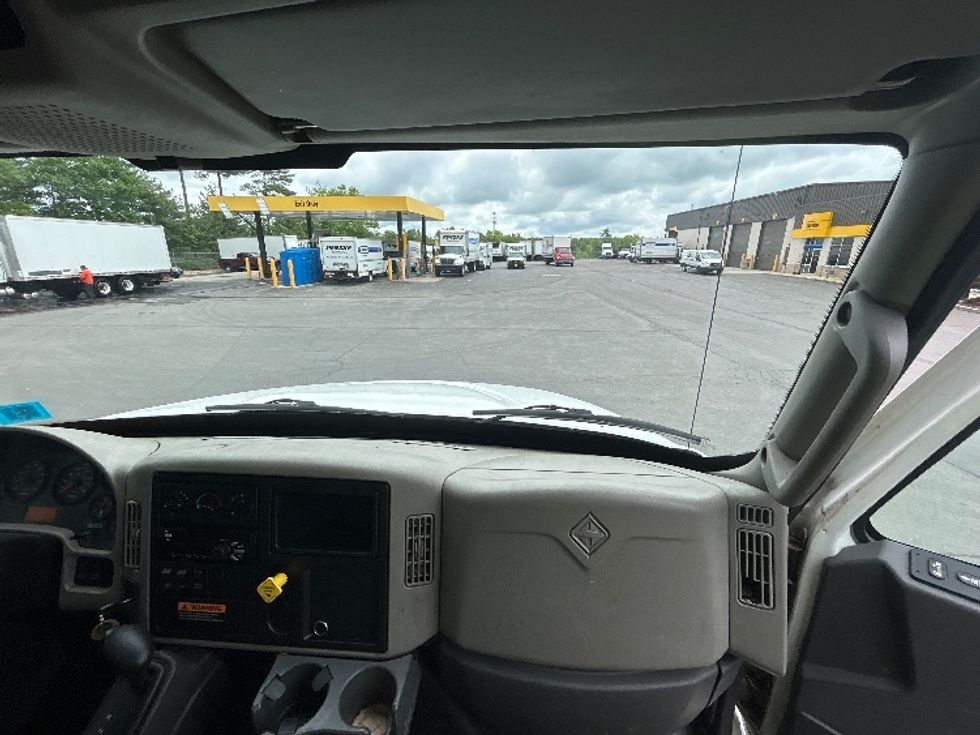 Flatbed Truck-Light and Medium Duty Trucks-International-2019-4300LP-Londonderry-NH-157,793\n\t\tmiles-$ 43,500 - Image 21