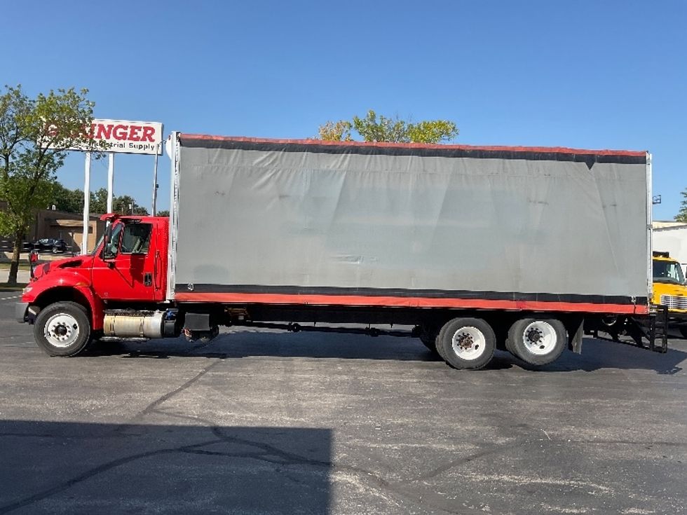 Flatbed Truck-Light and Medium Duty Trucks-International-2019-4400-Milwaukee-WI-209,059\n\t\tmiles-$ 40,250 - Image 4