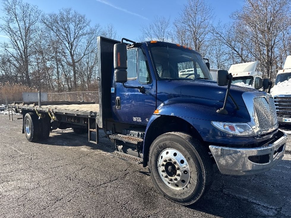 Flatbed Truck-Light and Medium Duty Trucks-International-2019-4400-Parsippany-NJ-253,749\n\t\tmiles-$ 30,000 - Image 1