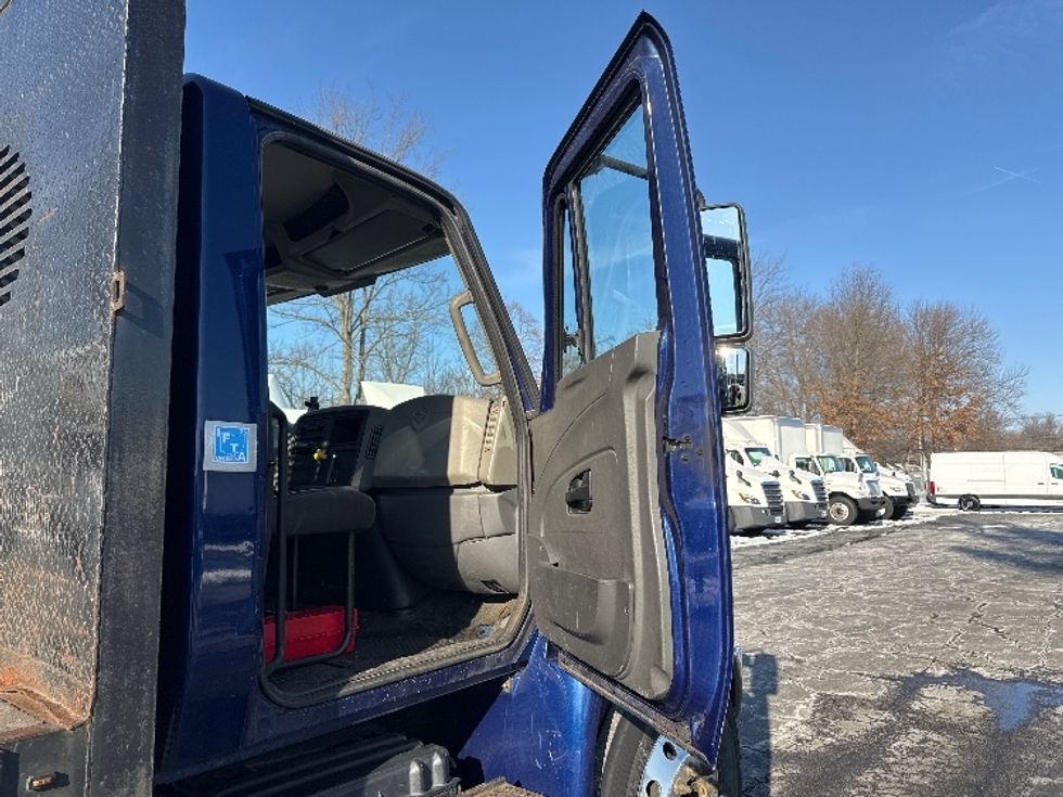 Flatbed Truck-Light and Medium Duty Trucks-International-2019-4400-Parsippany-NJ-253,749\n\t\tmiles-$ 30,000 - Image 15
