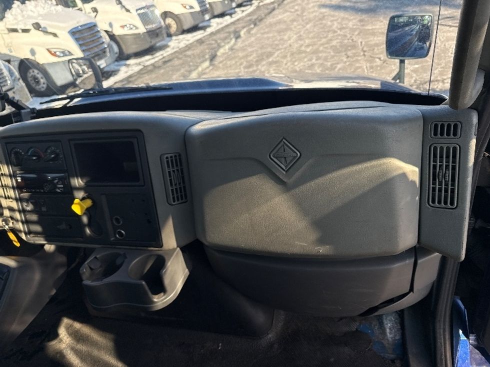 Flatbed Truck-Light and Medium Duty Trucks-International-2019-4400-Parsippany-NJ-253,749\n\t\tmiles-$ 30,000 - Image 16