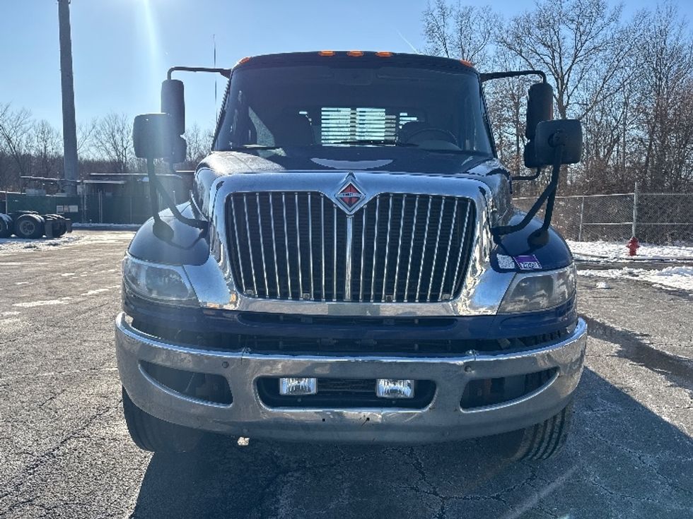 Flatbed Truck-Light and Medium Duty Trucks-International-2019-4400-Parsippany-NJ-253,749\n\t\tmiles-$ 30,000 - Image 2