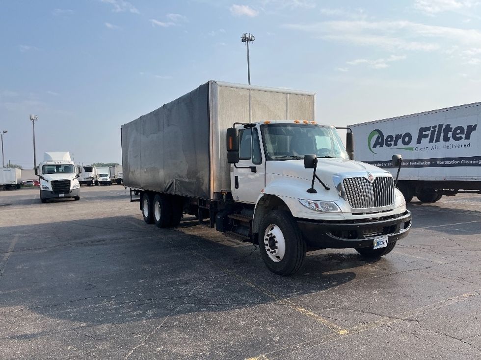 Flatbed Truck-Light and Medium Duty Trucks-International-2019-4400-Warren-MI-229,606\n\t\tmiles-$ 63,250 - Image 1