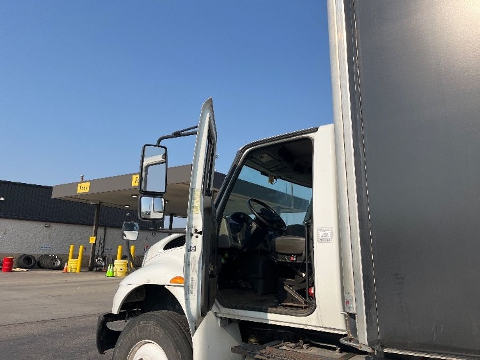 Flatbed Truck-Light and Medium Duty Trucks-International-2019-4400-Warren-MI-229,606\n\t\tmiles-$ 63,250 - Image 14