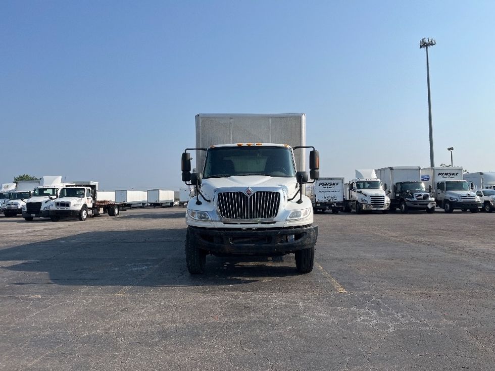 Flatbed Truck-Light and Medium Duty Trucks-International-2019-4400-Warren-MI-229,606\n\t\tmiles-$ 63,250 - Image 2